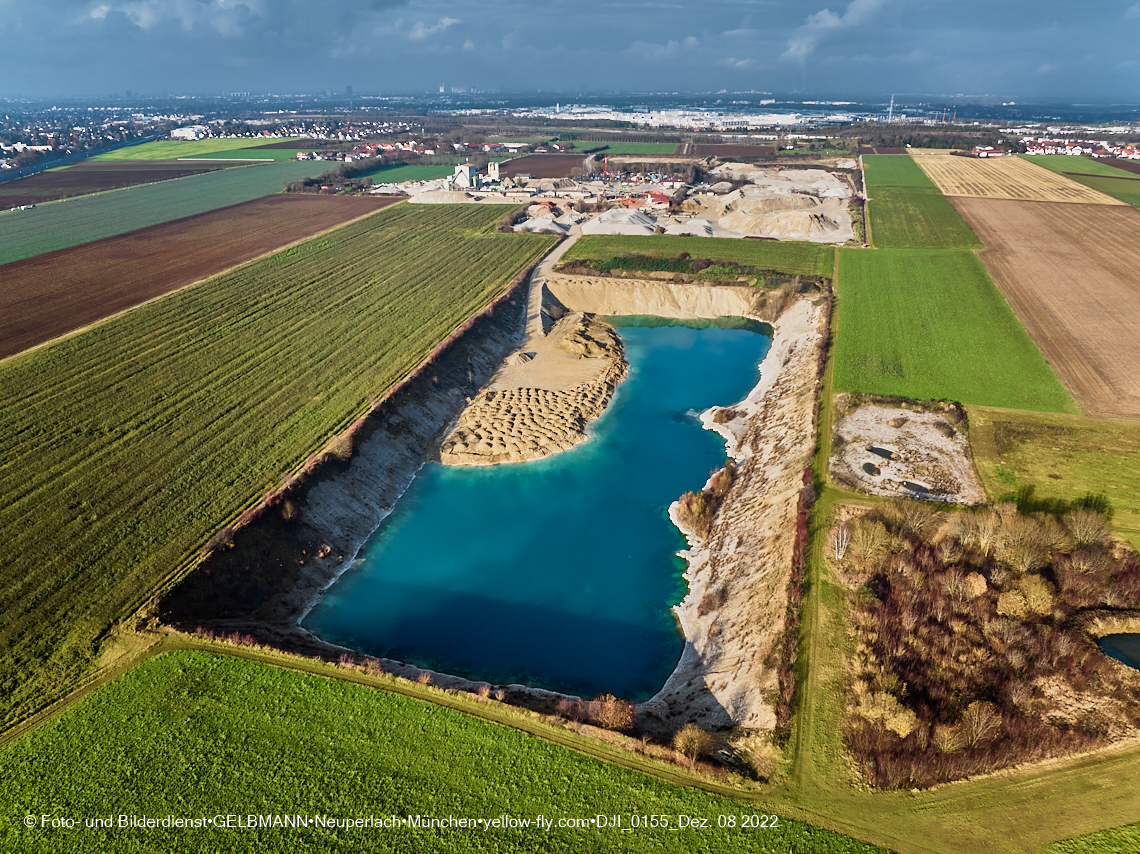 08.12.2022 - Quetschwerk - DEMOS-Wohnbau - Bauplatz in Gronsdorf 08.12.2022 - Quetschwerk - DEMOS-Wohnbau - Bauplatz in Gronsdorf